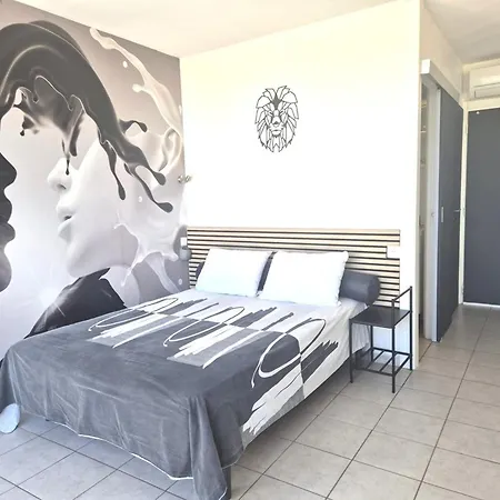 Confortable Avec Clim - Cap D'agde - Fr-1-867-17 דירה